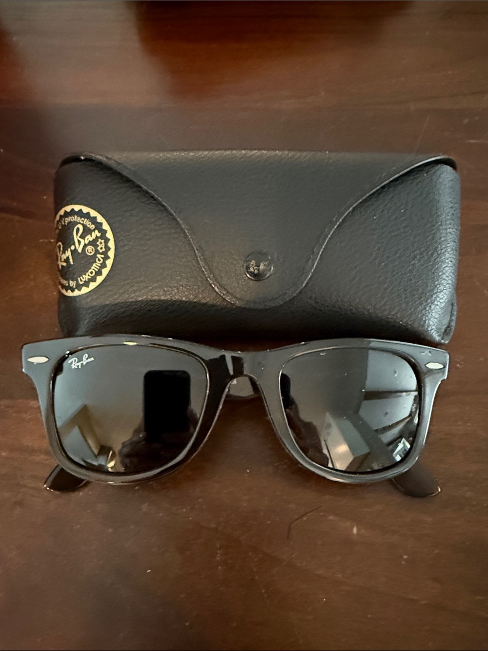 NEW Ray-Ban Classic Wayfarer Sunglasses brown